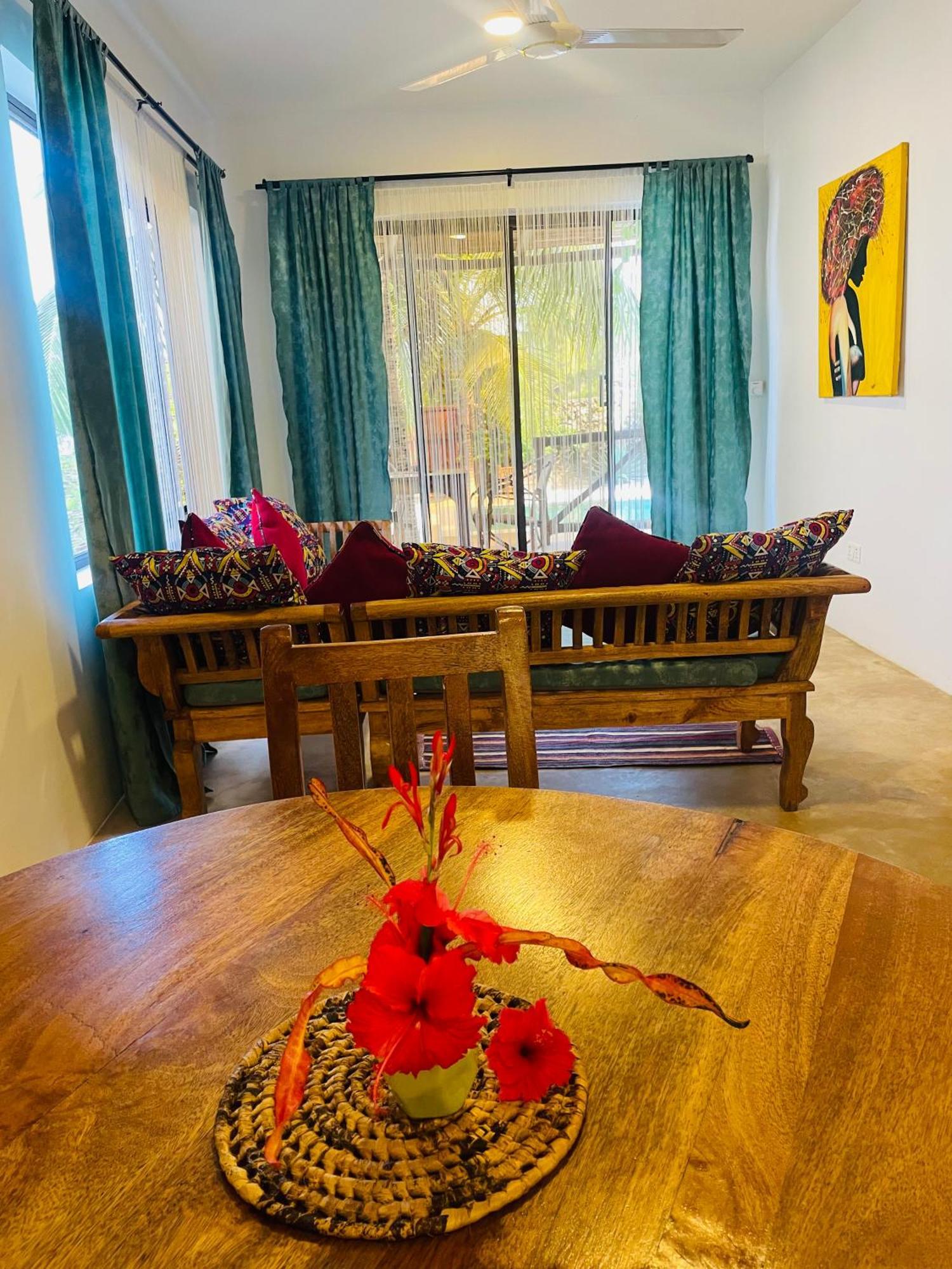 Sand Beach Boutique Apartments Буейю Екстериор снимка
